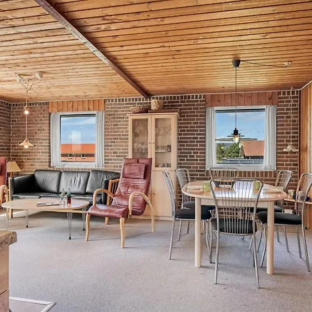 펜션 Ava - 350m From The Sea By Interhome *