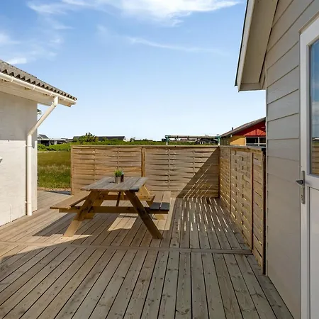 Ava - 350m From The Sea By Interhome * Harboør