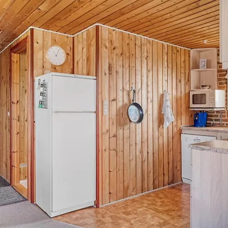 Ava - 350m From The Sea By Interhome Harboør