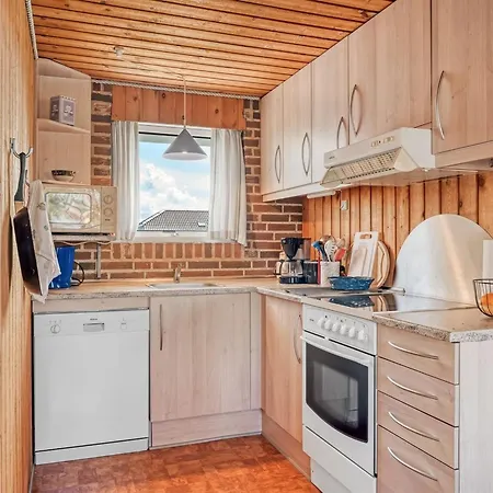 Casa vacanze Ava - 350m From The Sea By Interhome